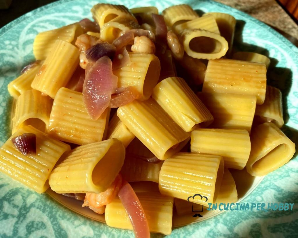 pasta gamberetti e cipolla