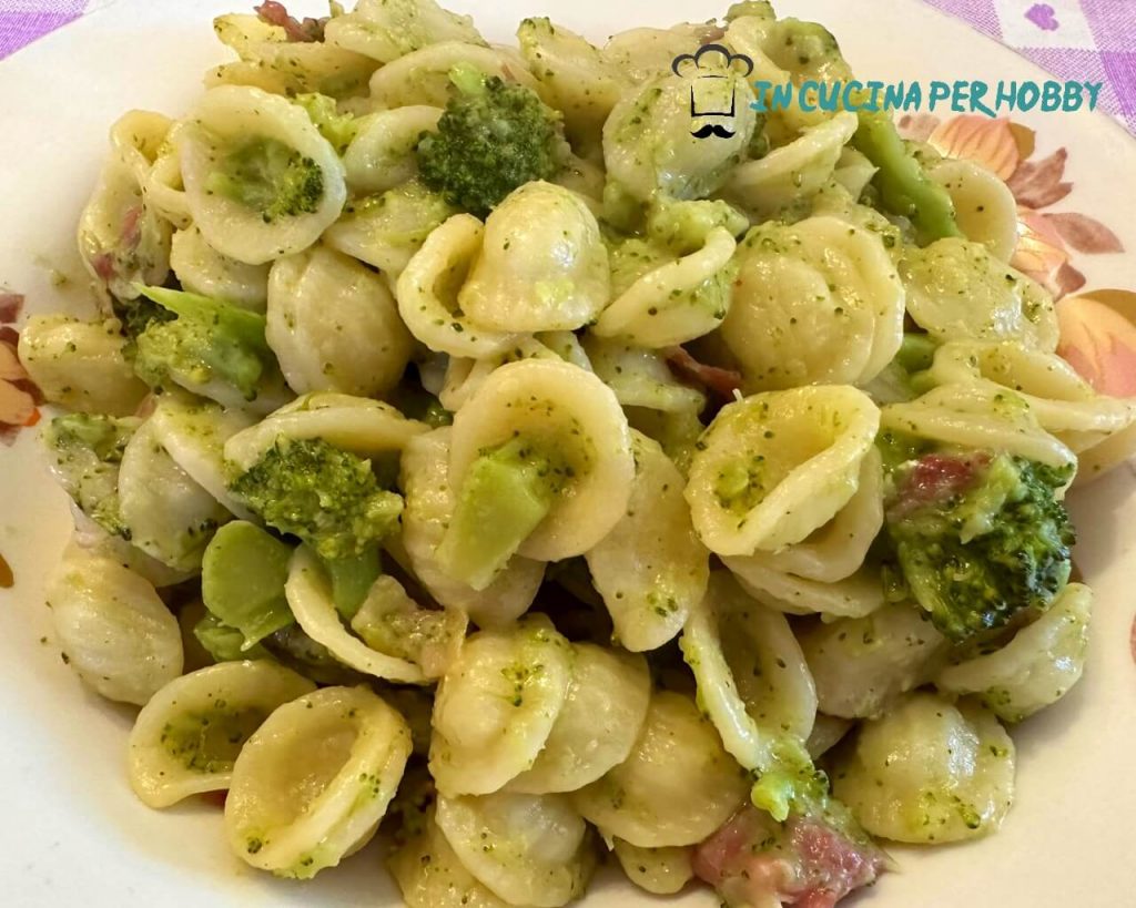 Orecchiette Con Broccoli E Salsiccia: Ricetta Facile E Veloce Dal ...