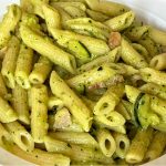 pasta con guanciale e crema di zucchine