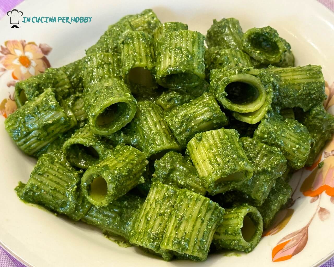 pasta al pesto di cavolo nero