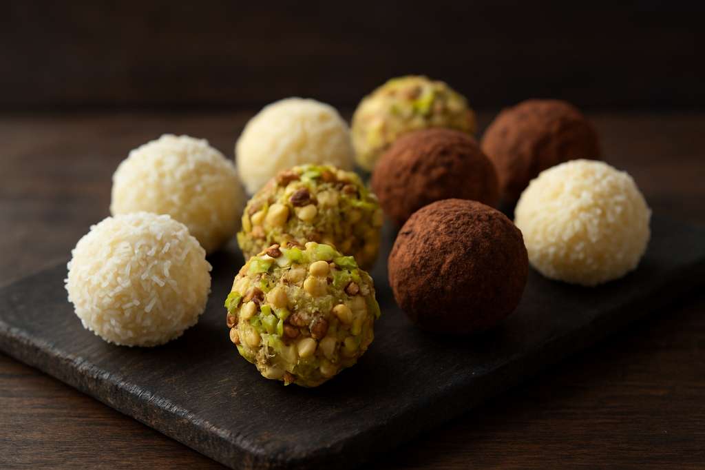 tartufi cioccolato bianco variopinti 1